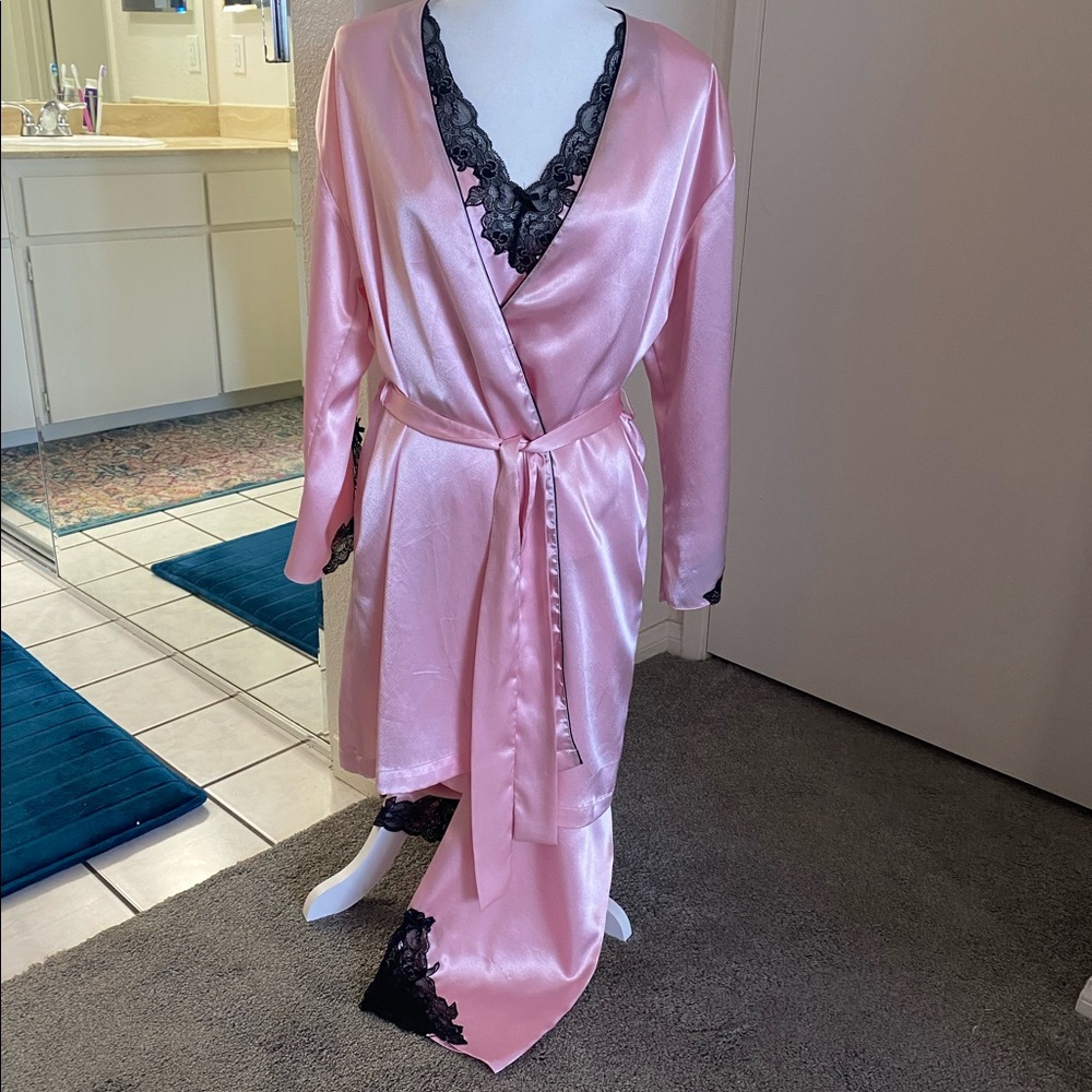 Oscar de la Renta Sleepwear 3 Piece Pajama Set